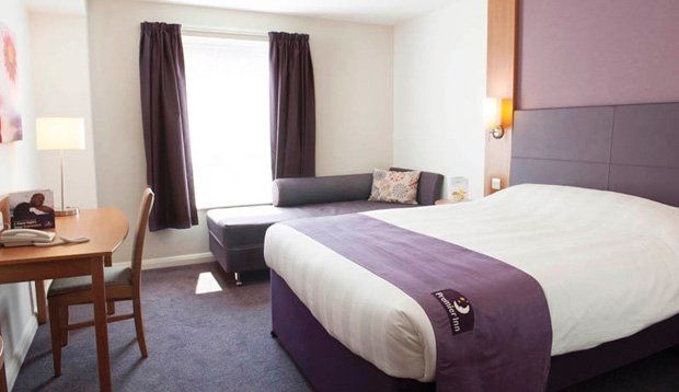 Premier Inn Dundee West Exterior photo